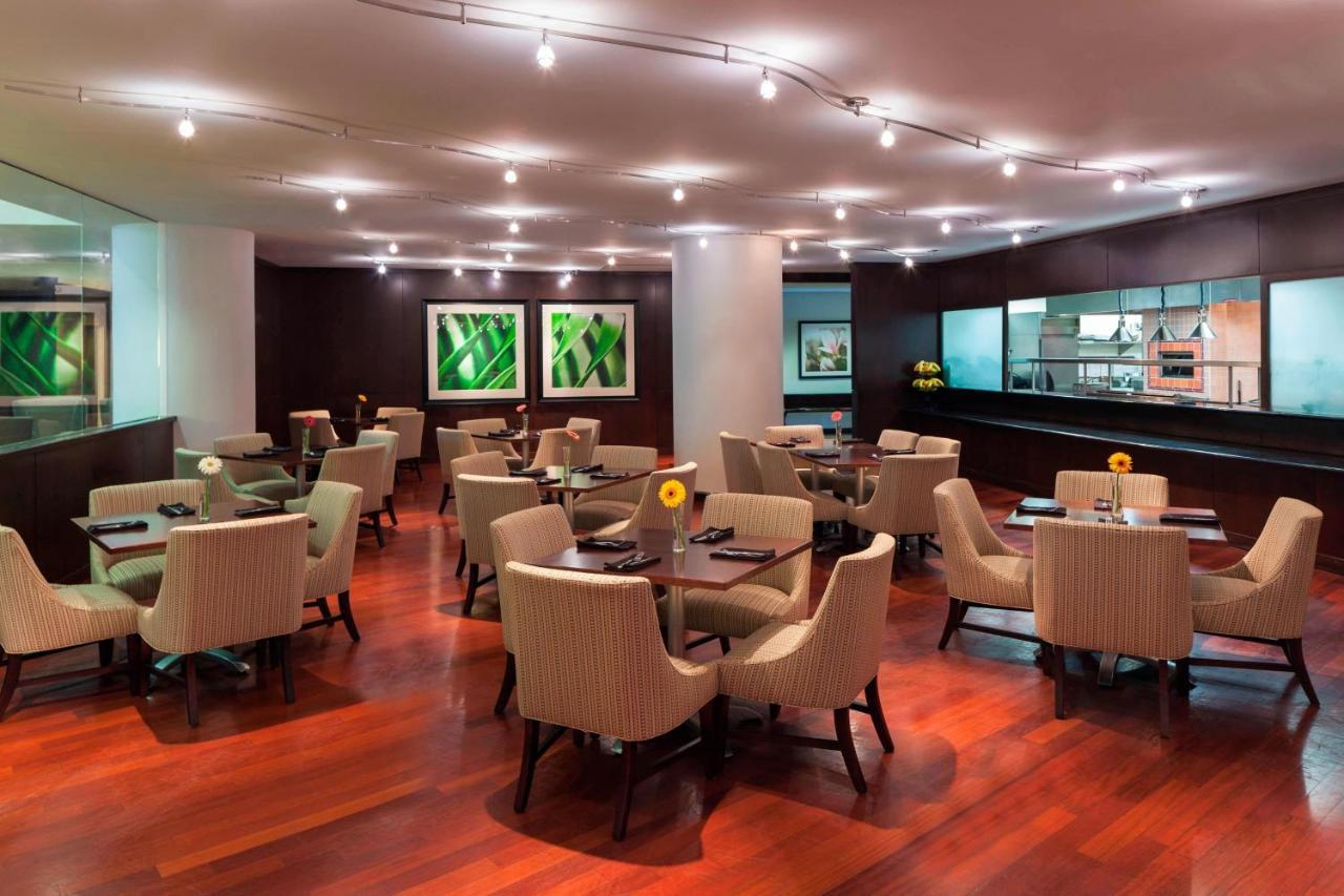Sheraton Hotel Metairie New Orleans Екстериор снимка