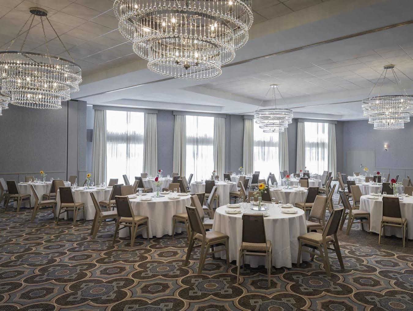 Sheraton Hotel Metairie New Orleans Екстериор снимка